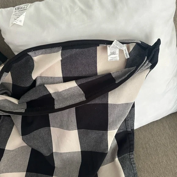 Pottery Barn Black and White Checkered Accent Pillows - Picture 4 of 8